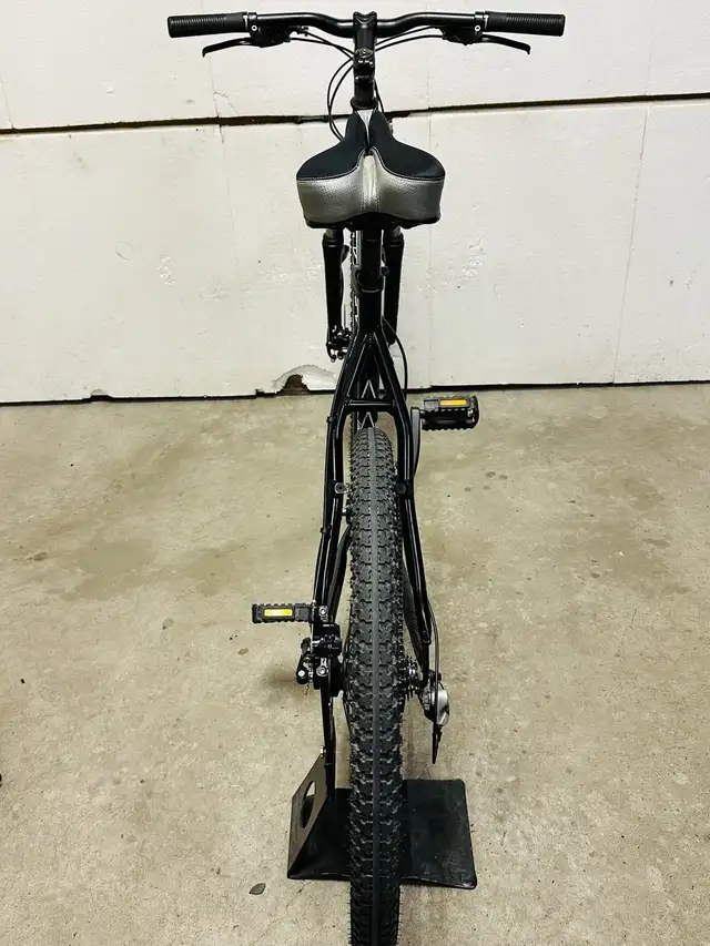 Overhauled Kona aluminum mountain bike large frame in Mountain in Markham / York Region - Image 10