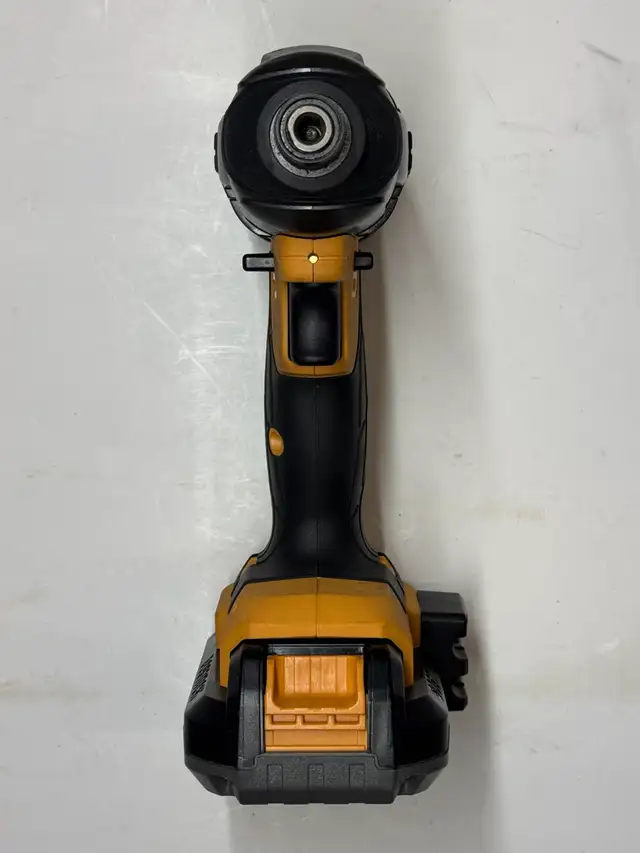 Bostitch 18v Lithium 1/4" Hex Chuck Impact Driver KIT in Power Tools in Windsor Region - Image 5
