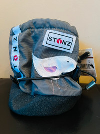 Brand new Stonz booties size S (0-9m)