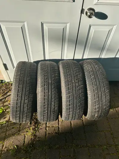 4 x Used Tires 195/65/R14 M+S Good shape, for summer season Thread depth around 4mm (5-6/32 in) 4 x...