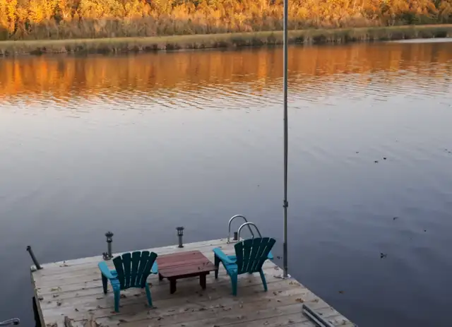 Comfort on the Trent in Ontario in Canada - Image 3