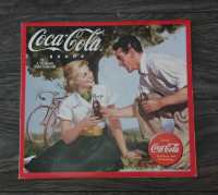 Calendrier mensuel COCA-COLA comme neuf 2004,