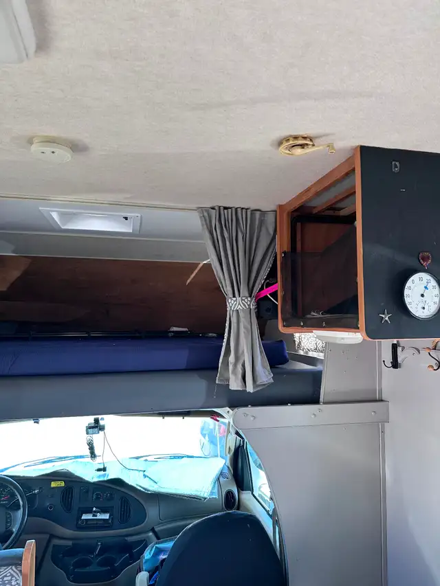2007 Winnebago Itasca in RVs & Motorhomes in Victoria - Image 13
