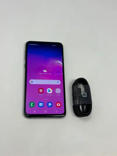 Samsung Galaxy S10e 128GB Unlocked Like New 10/10, View more