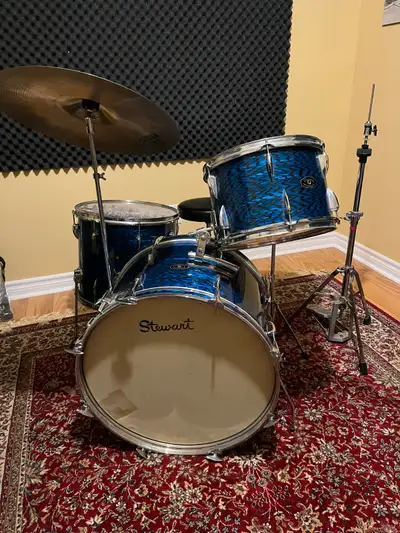 5 Piece Drum Kit, View more
