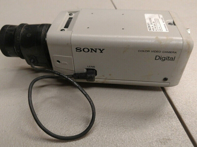 Sony SSC-DC134 CCD Color Video Security Camera in Cameras & Camcorders in Mississauga / Peel Region