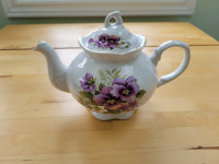 Arthur Wood Staffordshire Teapot Purple Pansies