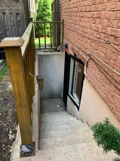 One bedroom apartament close to Square One