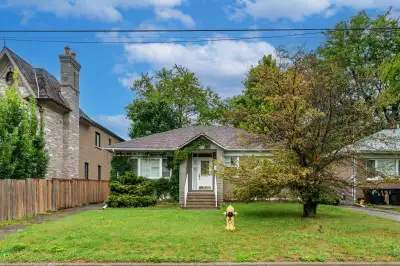 Furnished rooms in a basement for rent in North York (Yonge & Finch) Room has a dresser, computer de...