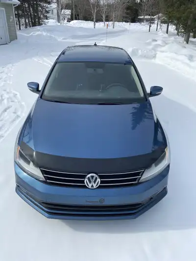 Jetta 2015 1.8T TSI automatique fiable + pneus été/hiver (mag/jantes). Économique et agréable à cond...