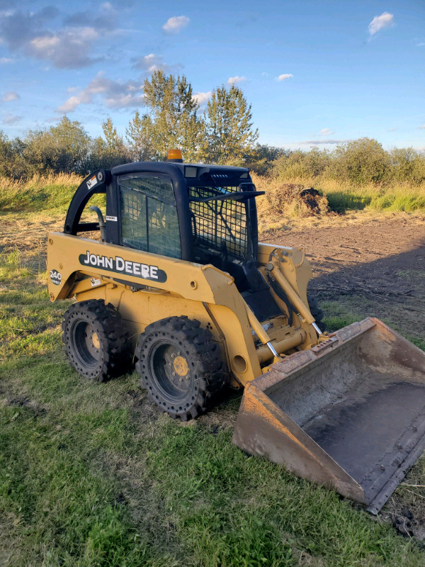 2004 John Deere Skid Steer Heavy Equipment Calgary Kijiji