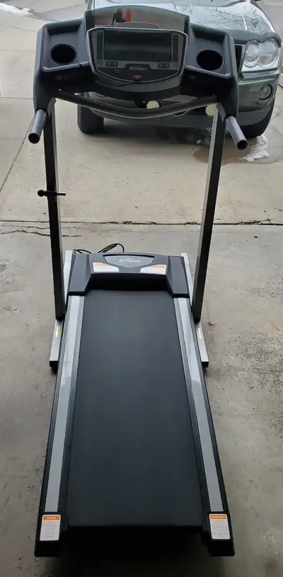 Tempo Fitness Folding Treadmill (Mint Condition/Barely Used), View more