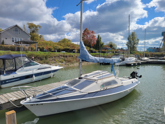 Sailboat 23ft swing keel with trailer in Sailboats in Grand Bend