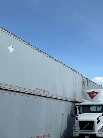 I'm selling a used 53ft ex heater container As-Is 6000$ + tax. This trailer has been well-maintained...