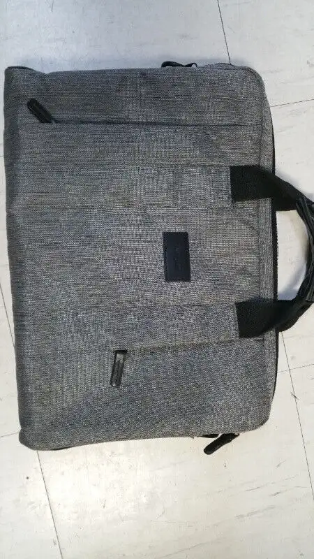 Laptop Case in Laptop Accessories in Kitchener / Waterloo - Image 4
