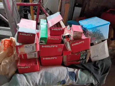 Boxs of hilty pins