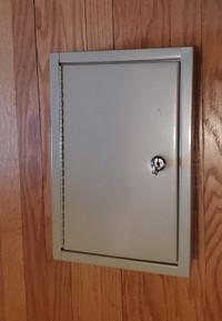 Metal Locking Key Box