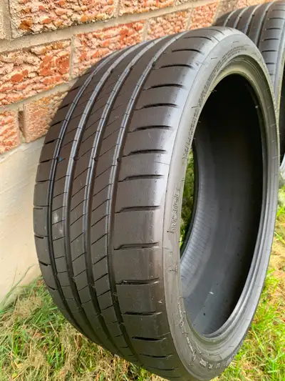 set of 4 Bridgestone POTENZA s005 all season performance tires. Full set total for just $360. Bought...