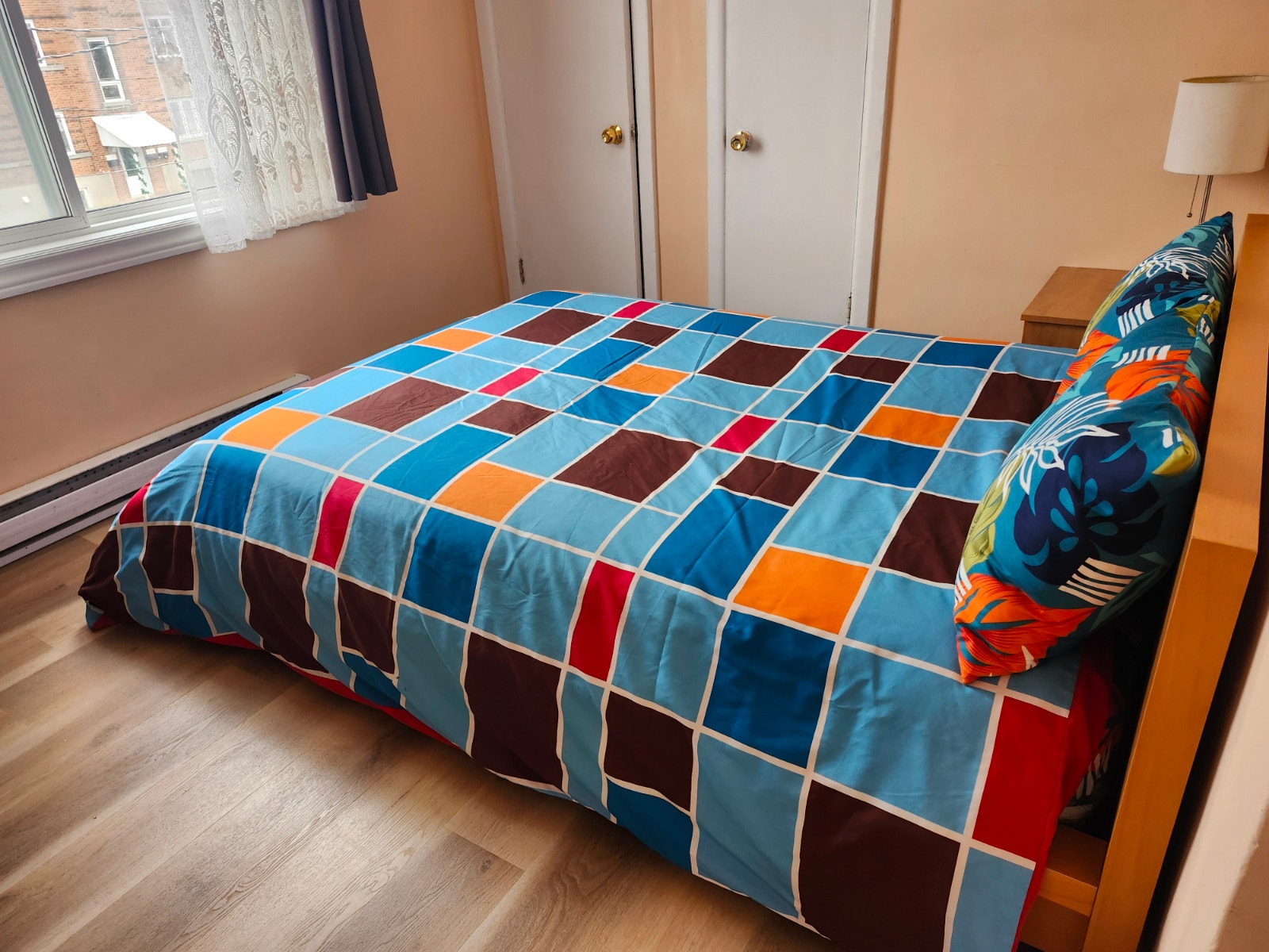BEDROOM FOR RENT — photo 3