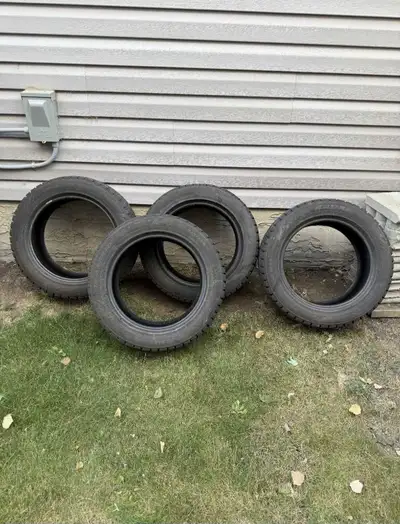 Radar Dimax ice lock(studded) 215/55R16 Purchased last Oct 31/ 2025 Used only last winter