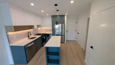 Address: 6220 Gooseberry Drive, Surrey Property Type: Brand new! One bedroom, one parking, one locke...