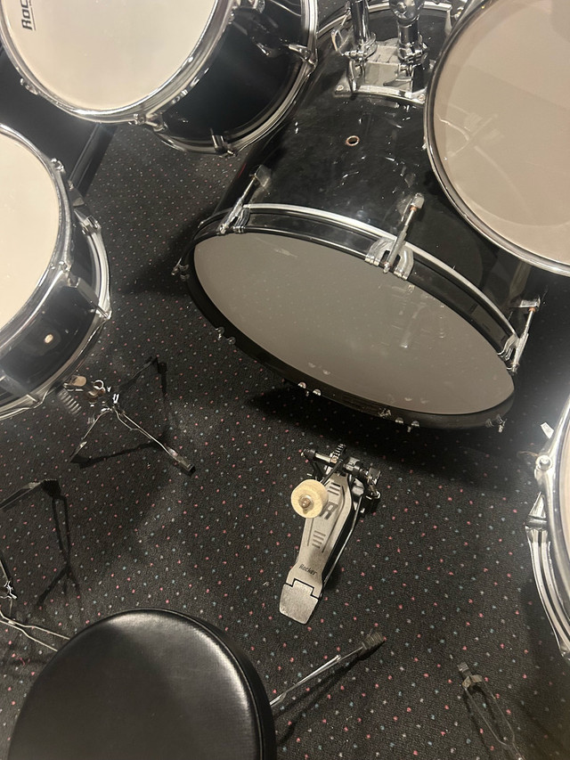 Rocker Drum Set in Drums & Percussion in City of Toronto - Image 3