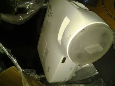 nec np601s short throw lcd projector HUGE image from short dista, View more