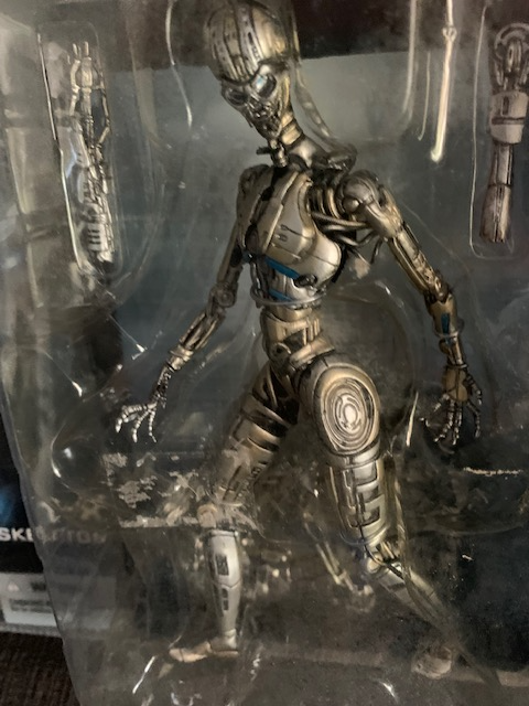 Mcfarlane Terminator 3 Rise of the Machines TX Endoskeleton Figu in Toys & Games in City of Halifax - Image 3