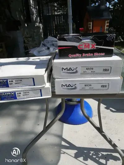 Brand new 2003-6 Pontiac Montana brakes. Never used, I just purchased the wrong ones. This set are f...