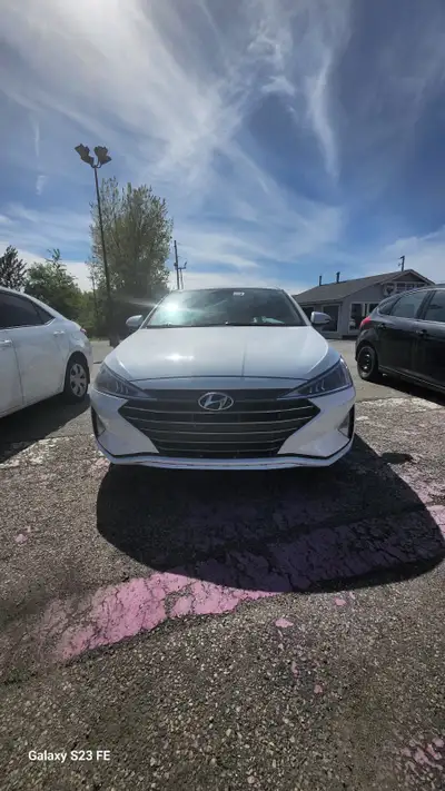 Hyundai Elantra 2019 Mileage 125000 KM Price 15000 As is