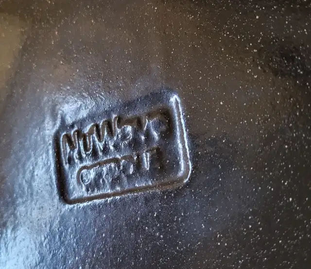 Nuwave Cast Iron 10.6” Griddle Pan Porcelain Enamel Coating in Kitchen & Dining Wares in Oshawa / Durham Region - Image 5