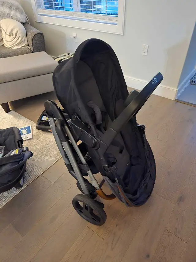 Graco Modes Trio and SnugRide 35 Lite595521282234787841