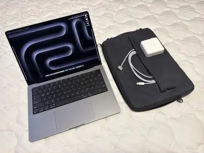 MacBook pro 14” m1 pro 16G/512G, View more