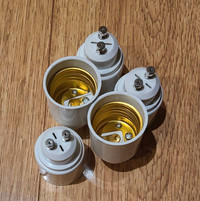 GU10 TO A19 ( E26 ) ADAPTER ( 5 PIECES)