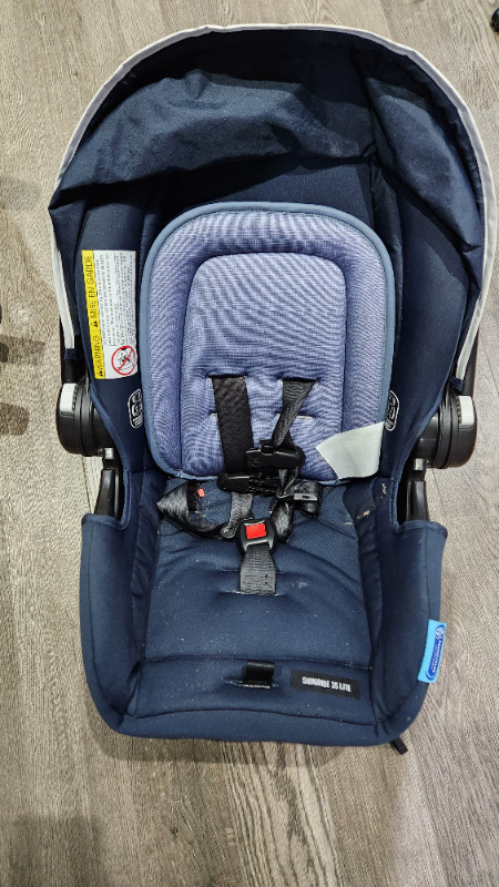 Graco Snugride 35 Lite Infant Car seat and stroller in Strollers, Carriers & Car Seats in Oshawa / Durham Region