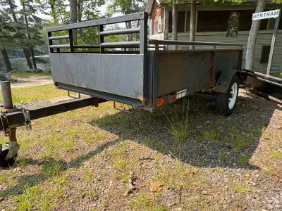 4.5' by 8' Utility Trailer. Well used and has some rust but everything works as it should (inc. ligh...