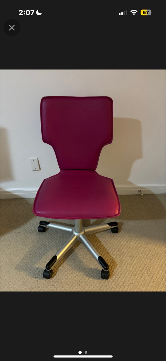 Office chair  in Chairs & Recliners in London
