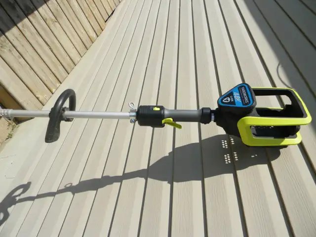 YARDWORKS BATTERY WEED EATER TRIMMER63010223849091122