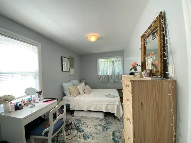 BRIGHT 2 BDRM CLEAN & QUIET 6APPLIANCES, PET OK, WEST END