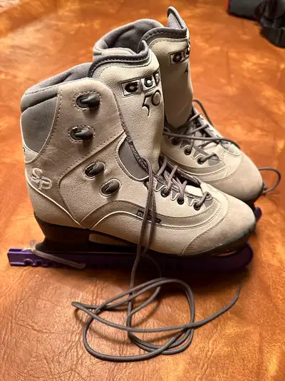 Women's CCM Figure Skates Size 10 Brand New Never Used, View more