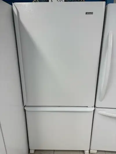 FRIGO 100%FONTIONNEL EN EXCELLENT CONDITION , View more