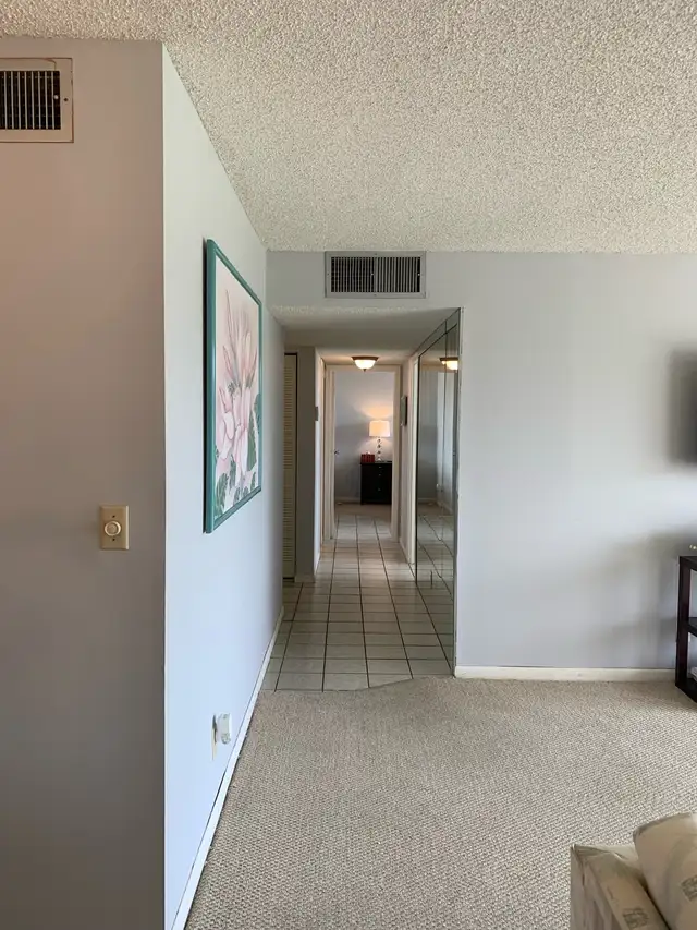2 bdrm/2bthrmFlorida Condo for sale or rent. Lauderhill Fl 33319 in Florida in Canada - Image 2