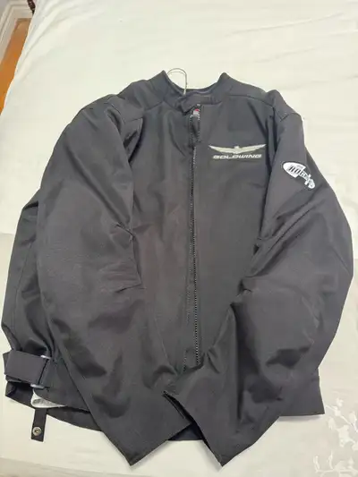 Lightly used Joe Rocket - Honda all season jacket. Nice and warm in the fall, and surprisingly not t...