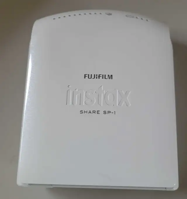 Fujifilm Instax Share SP-1 Smartphone Printer in General Electronics in Oshawa / Durham Region - Image 4