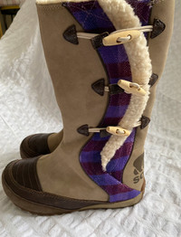 Sorel, Limited Edition Suede Purple Women’s Boots