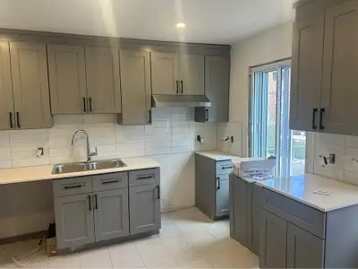 Appartement complètement rénové quatre et demi 4 1/2 à louer