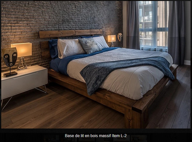 Base de lit en bois massif dans Lits et matelas  à Ville de Montréal - Image 3