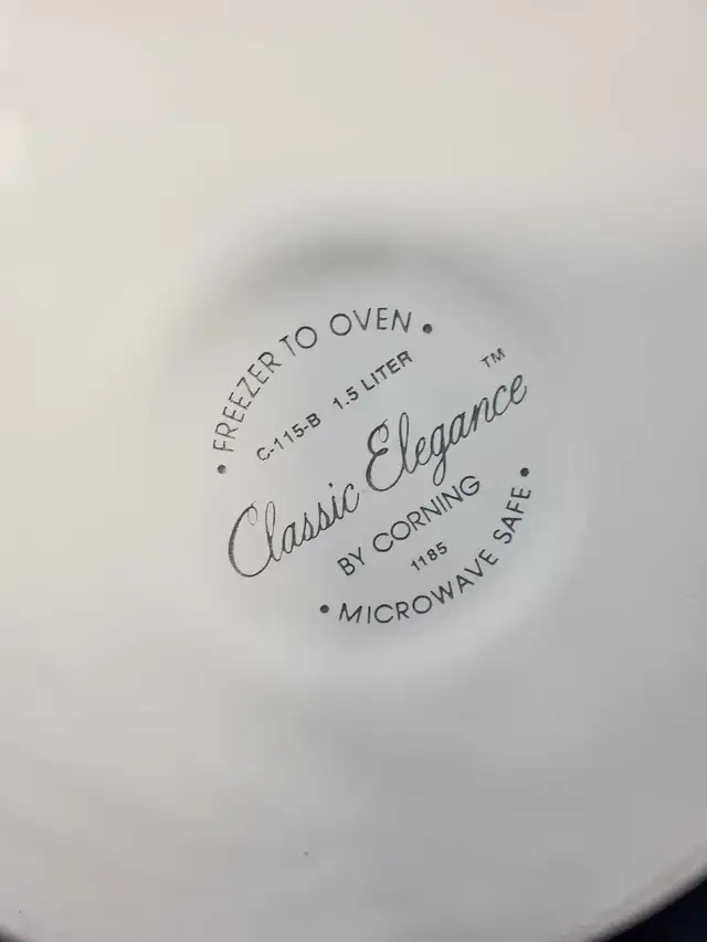 Rare Corning Classic Elegance Deco Blue Stripe 1.5L C-115