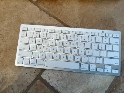 Clavier sans fil /Wireless Keyboard, View more