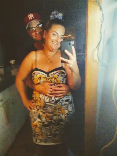looking for 2 bedroom